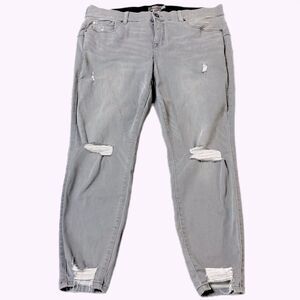 Torrid Feel the Fit Bombshell Skinny 20R Super Soft Grey Distressed High Rise
